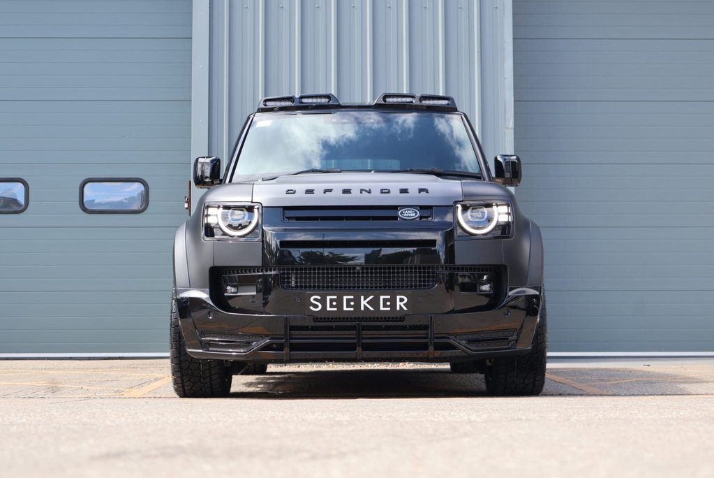 Land Rover Defender 110 2026 HARD TOP 350 X-DYNAMIC HSE REAR SEATS MATT PPF CARBON PPF BONET  11