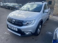 Dacia Sandero Stepway ESSENTIAL TCE 5