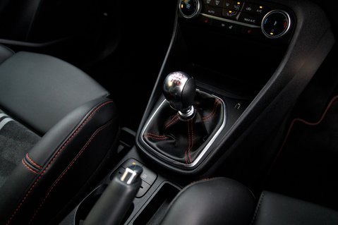 Ford Fiesta ST-3 34