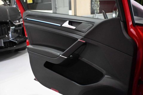 Volkswagen Golf R TSI 4MOTION DSG 29