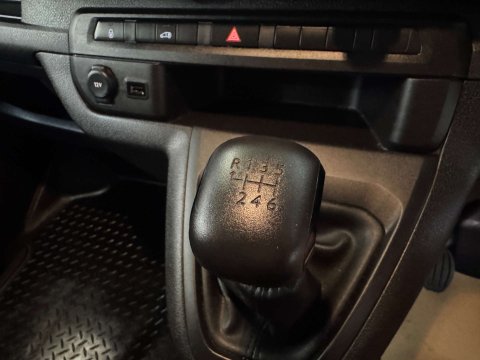 Peugeot Expert 2.0 Expert Professional Premium + L2 BlueHDi 24