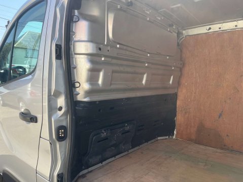 Vauxhall Vivaro 1.6 Vivaro 2700 Sportive CDTi 37