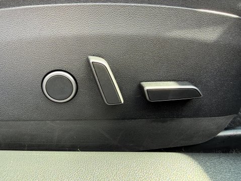 Tesla Model 3 Saloon 4dr Electric Auto RWD (241 bhp) 32