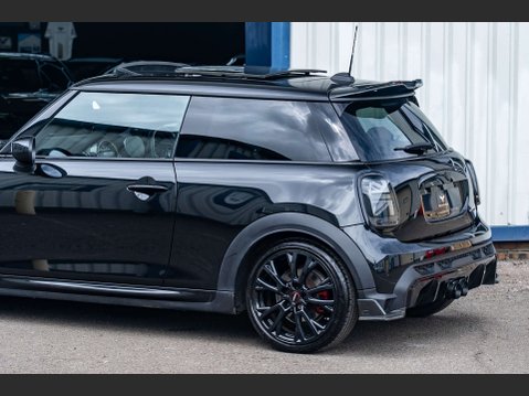 Mini Hatch 2.0 John Cooper Works Auto 3dr 25