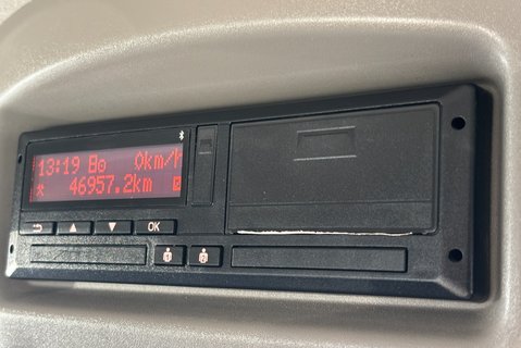 Renault Master ML35TW 130 ps dCi Business Tipper with Air Con / Tow Axle / Sat Nav 34