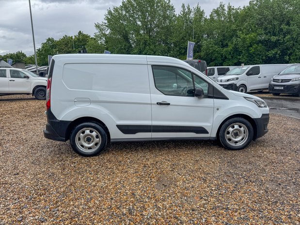 Ford Transit Connect SWB L1H1 [SOLD SM] Low Roof 200 Leader Sensors EURO 6 7