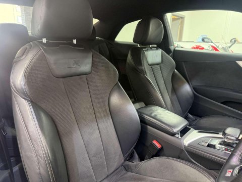 Audi A5 2.0 TDI S line Coupe 2dr Diesel S Tronic quattro Euro 6 (s/s) (190 ps) 6