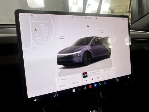 Tesla Model Y 62.5kWh SUV 5dr Electric Auto RWD (298 ps) 1 Owner - Cruise - Sat Nav 14