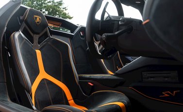 Lamborghini Aventador SV LP 750-4 Roadster 16