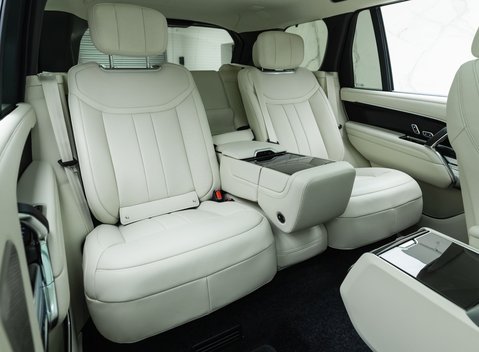 Land Rover Range Rover P460e AUTOBIOGRAPHY LWB 16