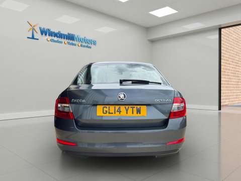 Skoda Octavia 1.6 TDI S DSG Euro 5 (s/s) 5dr 5