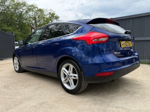 Ford Focus 1.0 Focus Zetec 5dr 19