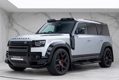 Land Rover Defender 110 D300 HSE Hard Top URBAN