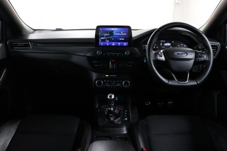 Ford Focus ST-LINE X 41