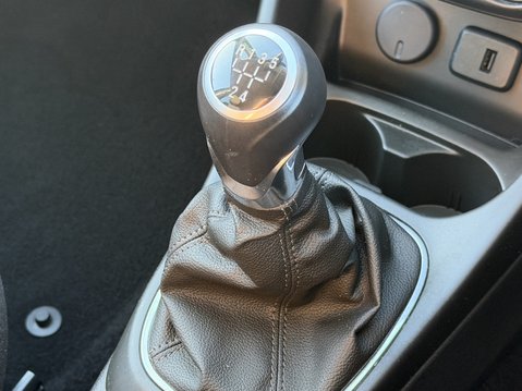 Vauxhall Corsa 1.4 Griffin 5dr 27