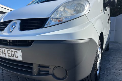Renault Trafic SL27 115ps dCi Panel Van - Low Miles 19