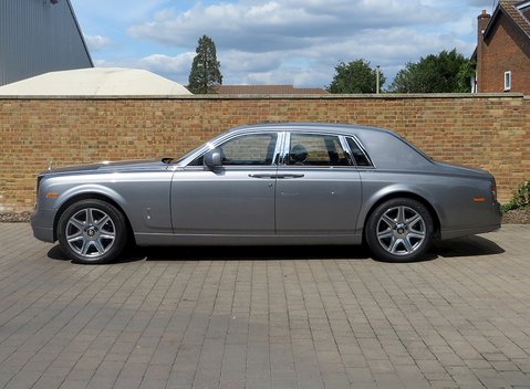 Rolls-Royce Phantom 16