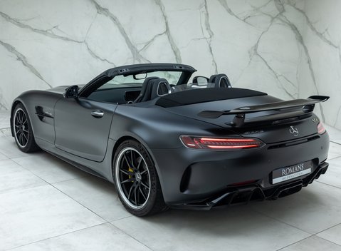 Mercedes-Benz AMG GT R Roadster 19