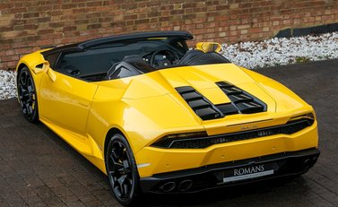 Lamborghini Huracan Spyder LP610-4 11