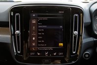 Volvo XC40 T4 R-DESIGN PRO 25