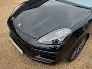 Porsche Cayenne V8 TURBO TIPTRONIC 32