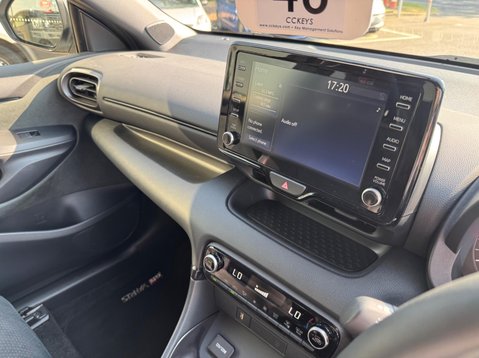 Toyota Yaris GR-Y CIRCUIT 25