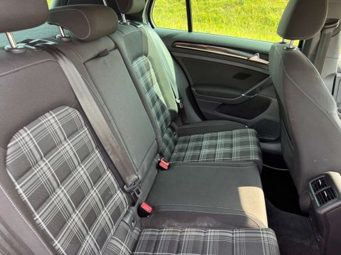 Volkswagen Golf 2.0 Golf GTD 5dr 9