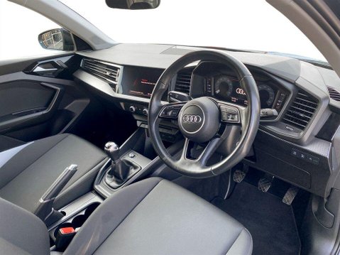 Audi A1 1.0 TFSI 25 Technik Sportback 5dr Petrol Manual Euro 6 (s/s) (95 ps) Air Co 12