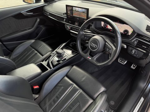 Audi A4 2.0 TFSI 40 Black Edition S Tronic Euro 6 (s/s) 4dr 13