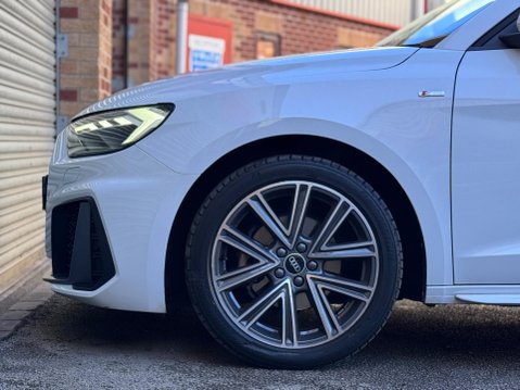 Audi A1 1.5 TFSI 35 S line Sportback 5dr Petrol S Tronic Euro 6 (s/s) (150 ps) 29