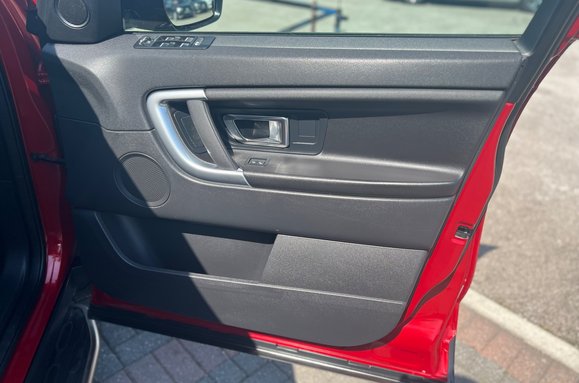 Land Rover Discovery Sport 2.2 SD4 SE TECH AUTO 7 SEATS 28
