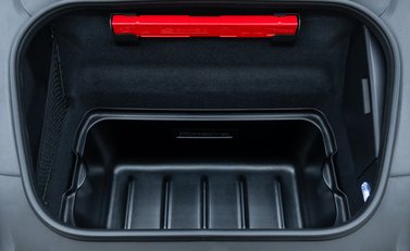 Porsche 911 Targa 4 GTS (992) 48