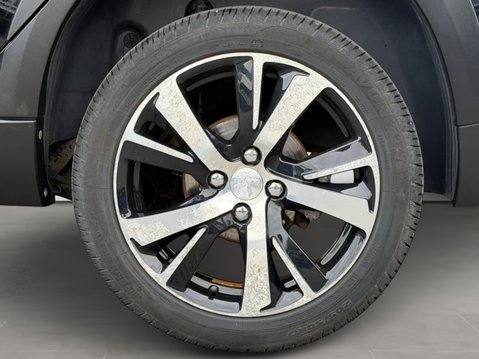 Peugeot 2008 1.2 PureTech 130 GT Line 5dr 14