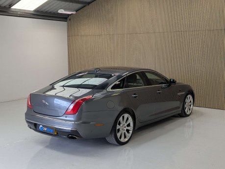 Jaguar XJ 3.0 XJ Portfolio V6 D Auto 4dr 10