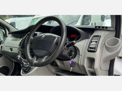 Renault Trafic 2.0 dCi SL29 Panel Van 4dr Diesel Manual L1 H1 (Phase 3) (195 g/km, 115 bhp 27