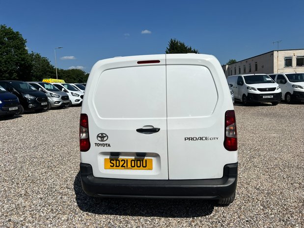 Toyota Proace City SWB L1H1 Low Roof Active Air Con EURO 6 NO VAT 7