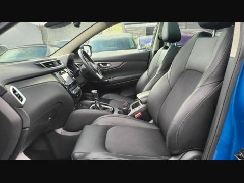 Nissan Qashqai TEKNA DIG-T 32