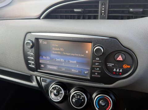 Toyota Yaris 1.5 VVT-i Icon CVT Euro 6 5dr 19