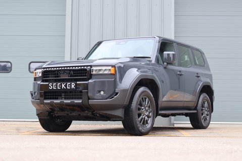 Toyota Land Cruiser BRAND NEW COMMERCIAL WITH A OEM REAR SEAT CONVERSION 1