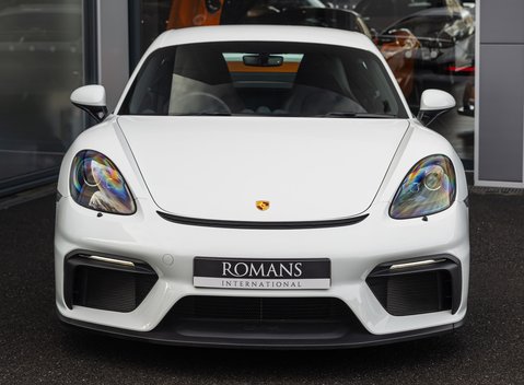 Porsche Cayman GT4 (718) 4