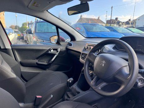 Peugeot 208 ACCESS PLUS 11