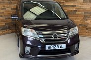 Nissan Serena 29