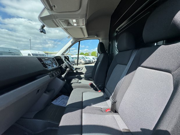 Volkswagen Crafter LWB High Roof Startline Cr35 Air Con EURO 6 13