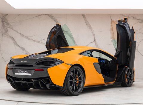 McLaren 570S 8