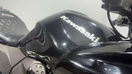 Kawasaki Z ZR750 2005 ONLY 20K NEW MOT SERVICED COMMUTER BIKE 750CC 19