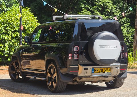 Land Rover Defender 3.0 Defender X MHEV Auto 4WD 5dr 8
