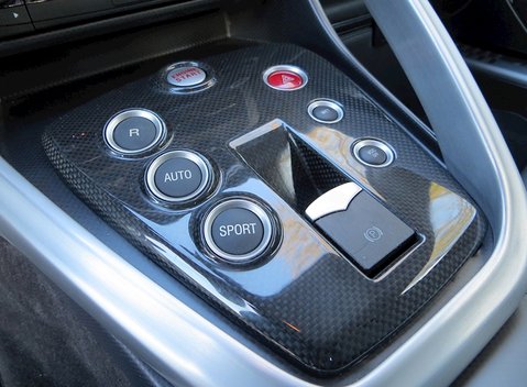 Alfa Romeo 8C Competizione 17