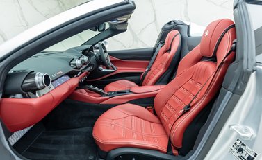 Ferrari 812 GTS 23