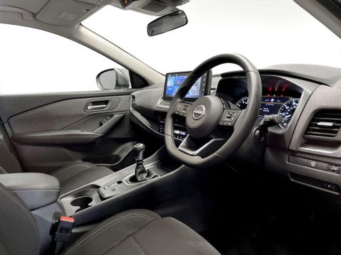 Nissan Qashqai 1.3 DIG-T MHEV Acenta Premium SUV 5dr Petrol Hybrid Manual Euro 6 (s/s) (14 23