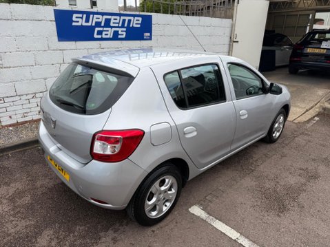 Dacia Sandero 1.5 dCi Laureate Euro 5 5dr 32